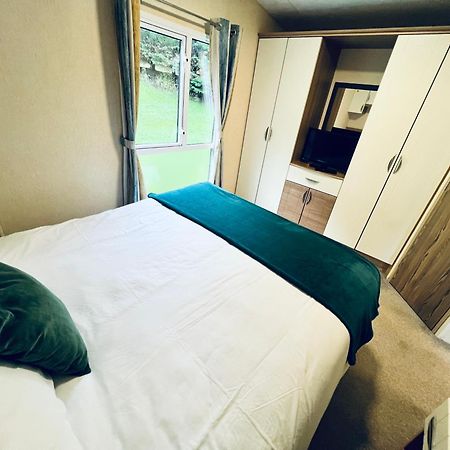2 Bedroom Caravan Lg13, Shanklin, Isle Of Wight エクステリア 写真